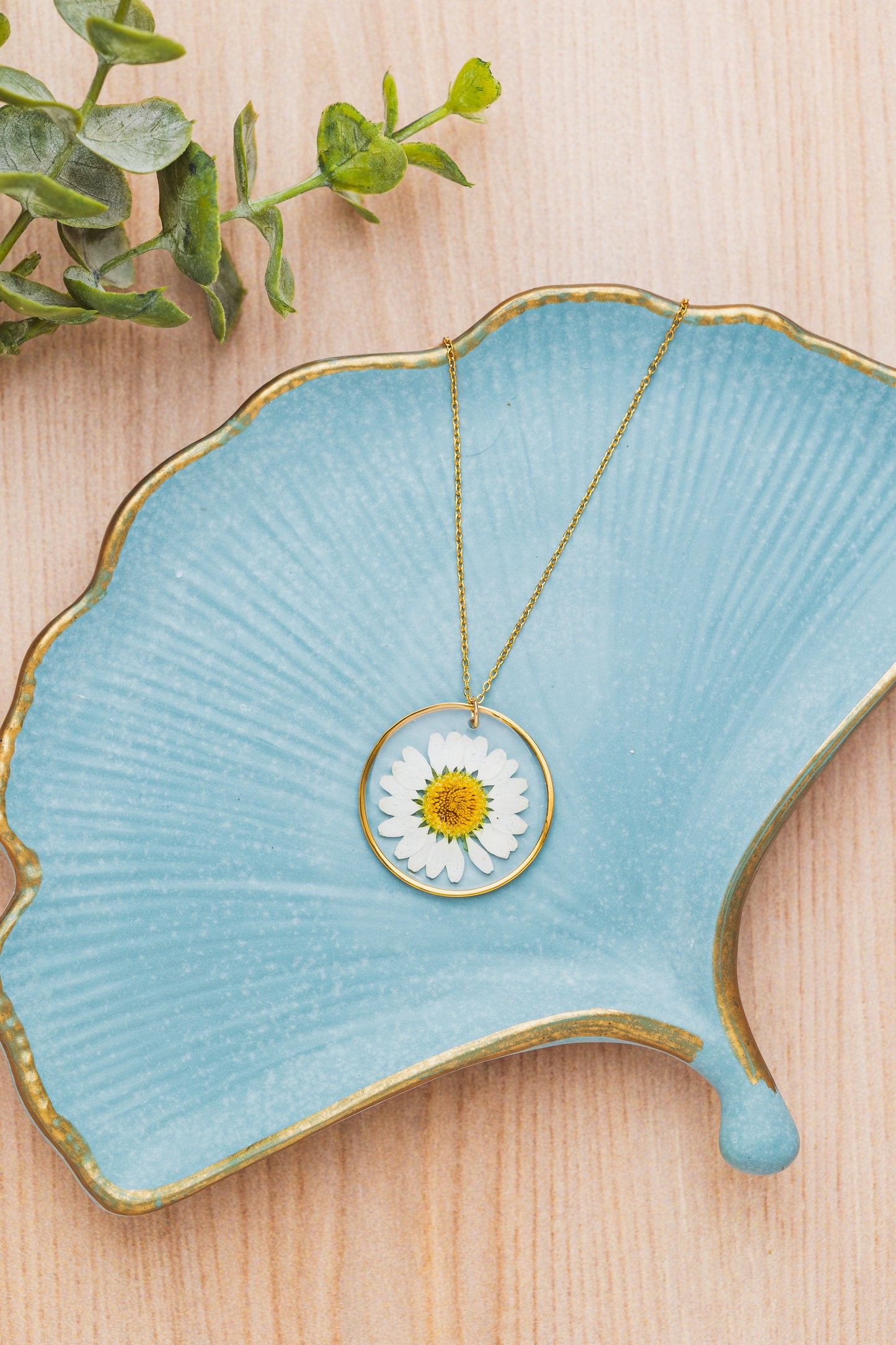 Daisy Necklace
